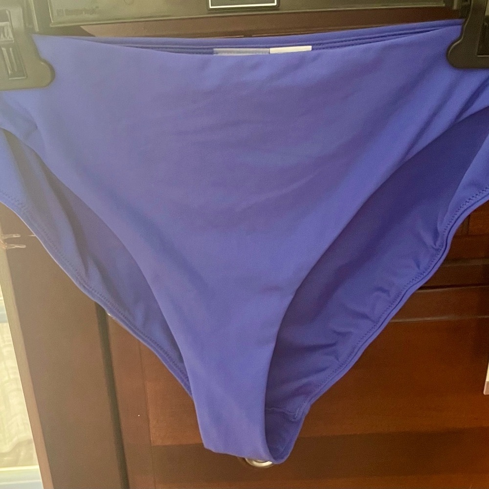 NWT- Calia by Carrie Underwood swim suit bottoms size XL. Beautiful color